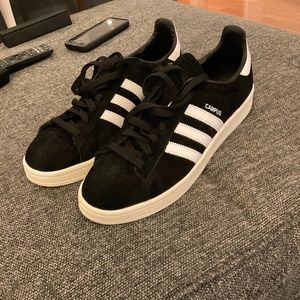 PRISTINE - ADIDAS MEN’S SIZE 11 CAMPUS SNEAKER